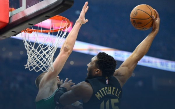 文商期货配资 NBA-塔图姆22+7米切尔31+10 绿军终结骑士4连胜