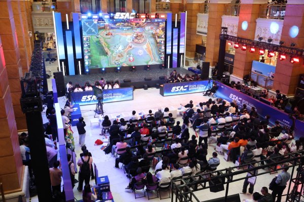 旭胜配资 场面 | “电竞+”新业态，助力赛事从上海走向全国